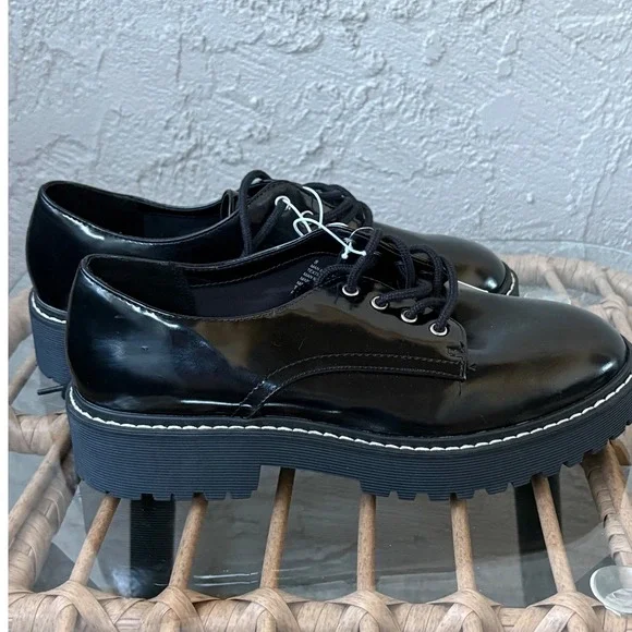 Womens Platform Oxford Shoes Black Lace Up Lug Sole Chunky New Look - Picture 6 of 6